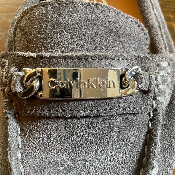 Calvin Klein Moccasin Loafers Suede Size 7M Gray with Silver Logo - Picture 2 of 7